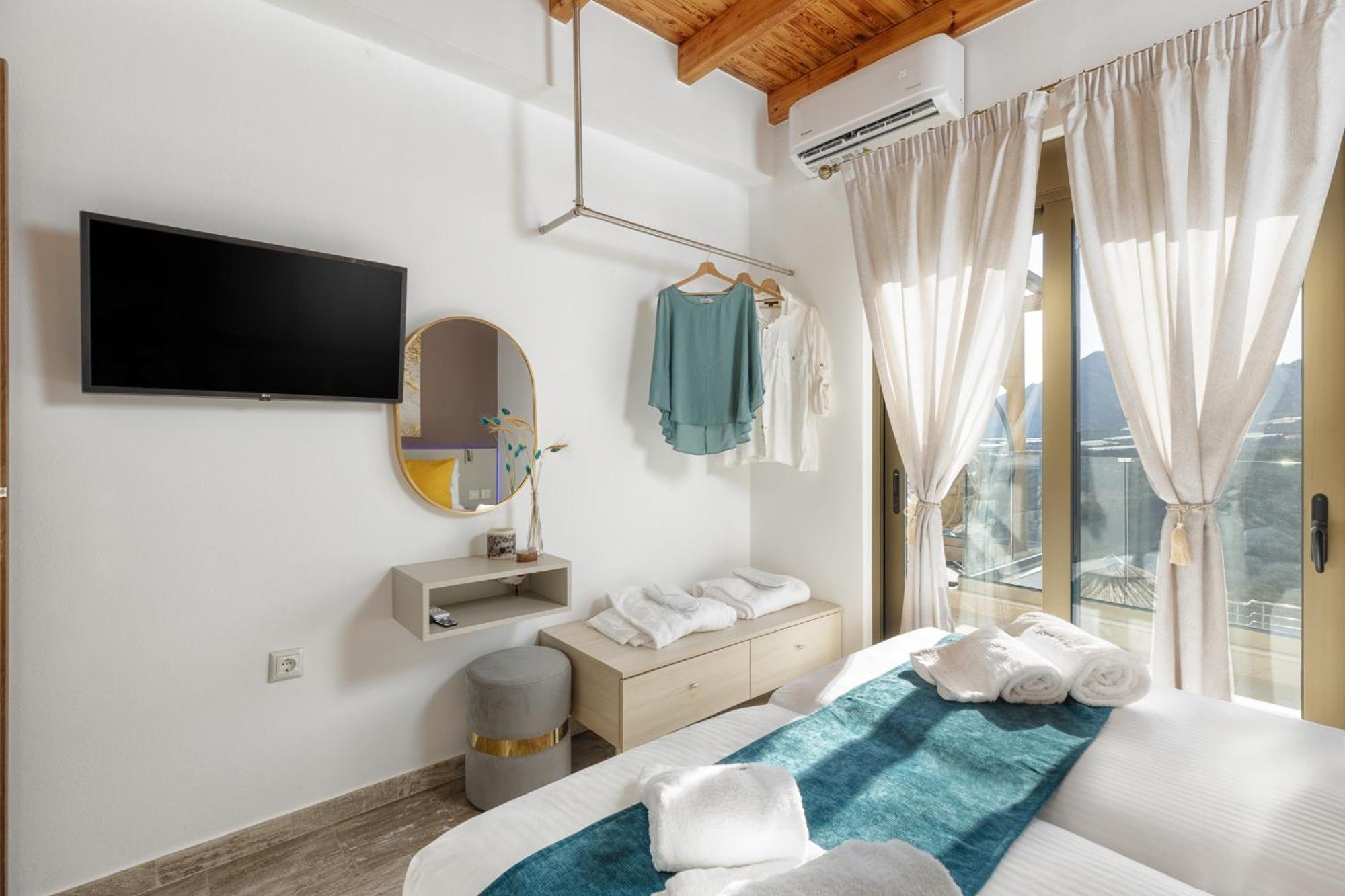 Mediterranean View Villa Макригиалос Экстерьер фото
