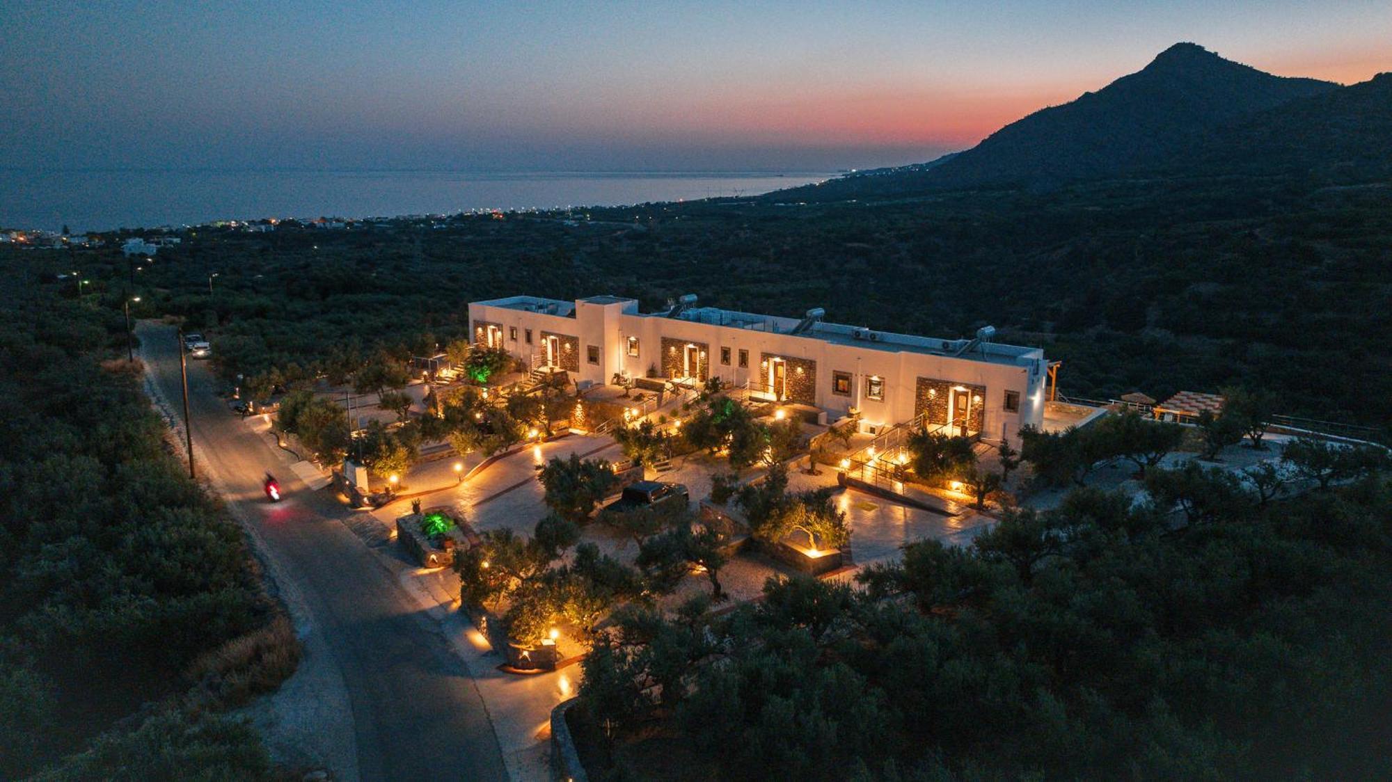 Mediterranean View Villa Макригиалос Экстерьер фото